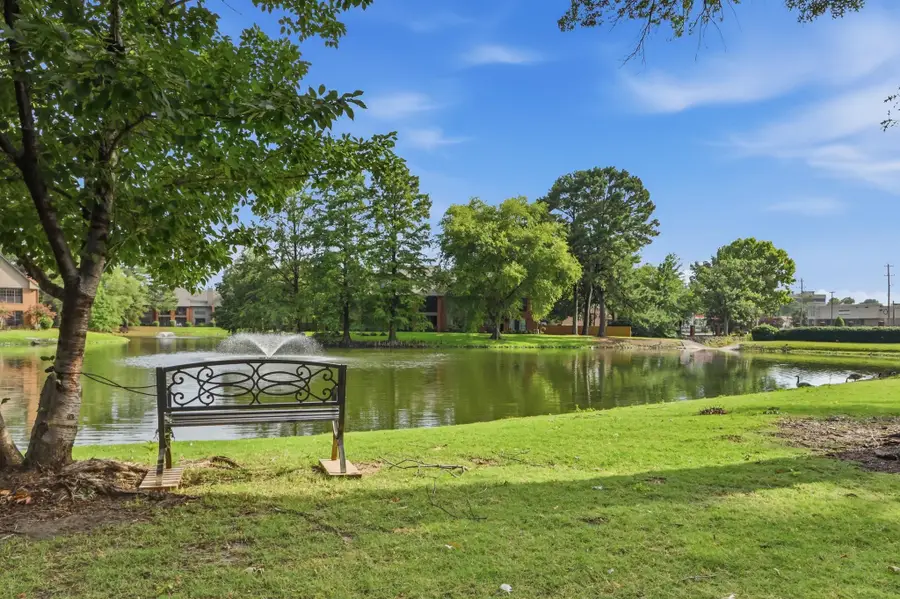2957 S PONDSIDE DR, Memphis, TN 38119 - #2