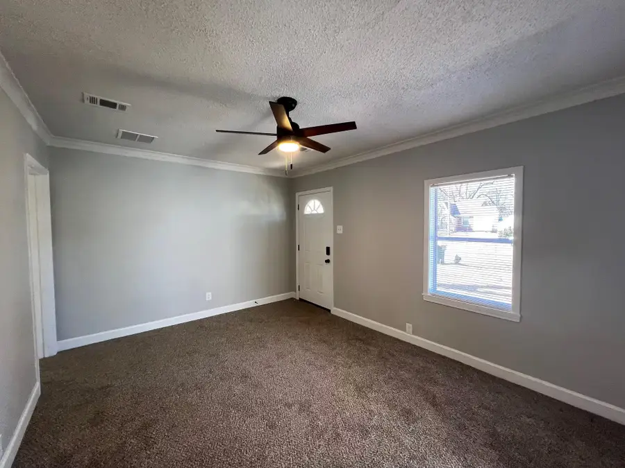 1756 S LAUDERDALE ST, Memphis, TN 38106 - #2