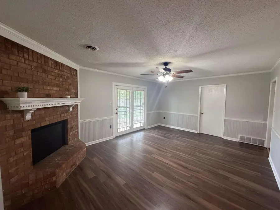 4811 BARKSHIRE DR, Memphis, TN 38141 - #2