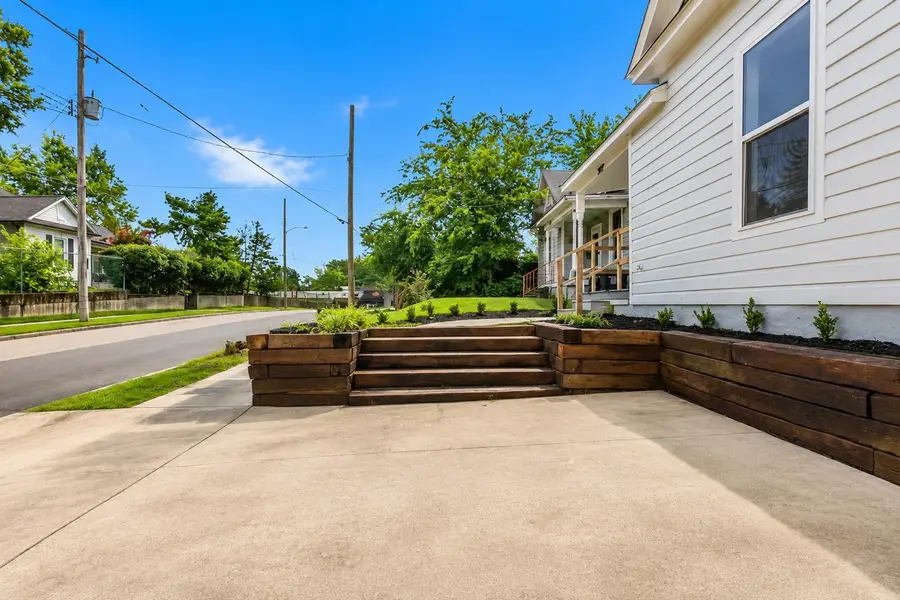 2107 ELZEY AVE, Memphis, TN 38104 - #2
