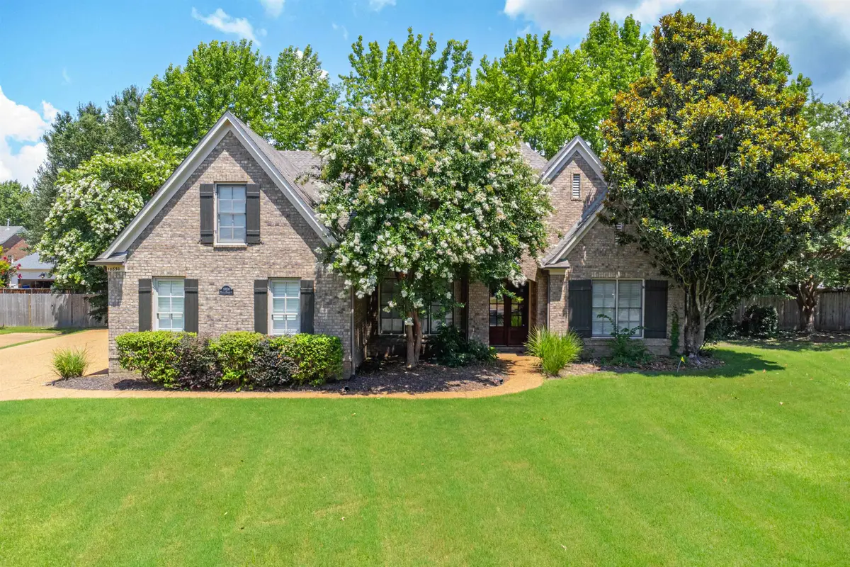 10830 WHISPER HOLLOW CV, Collierville, TN 38017 - #1