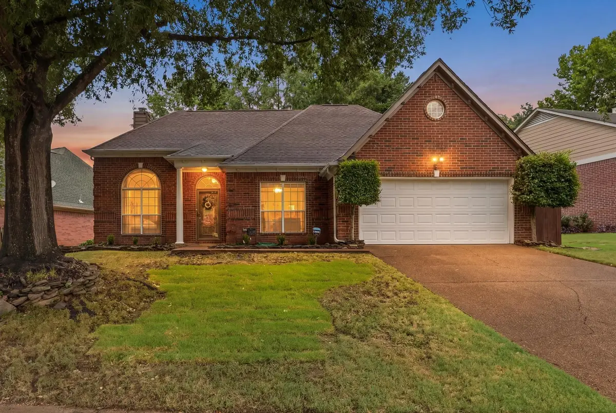 4030 FAIRWAY VIEW CIR W, Bartlett, TN 38135 - #1