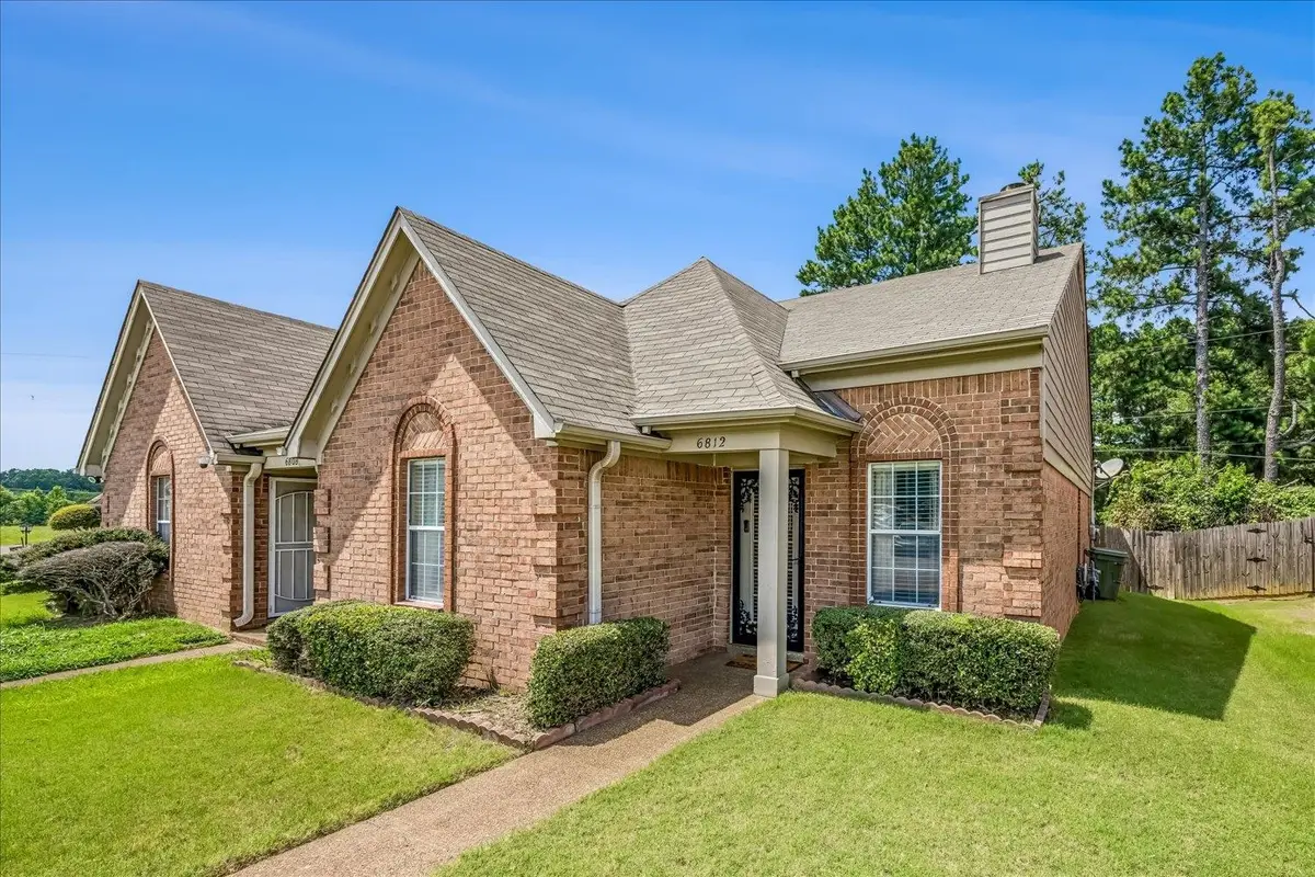 6812 MEADOW CHASE LN, Memphis, TN 38115 - #1