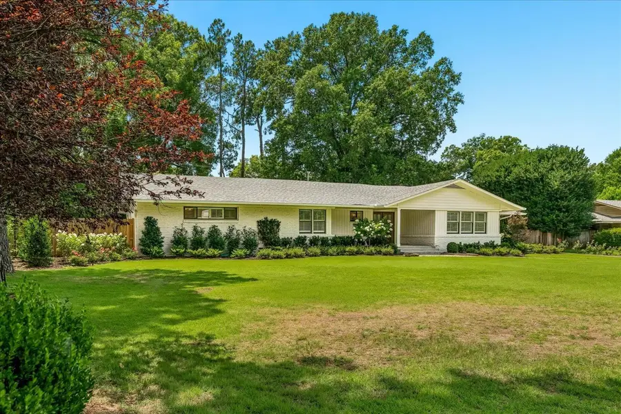 73 S MENDENHALL RD, Memphis, TN 38117 - #2
