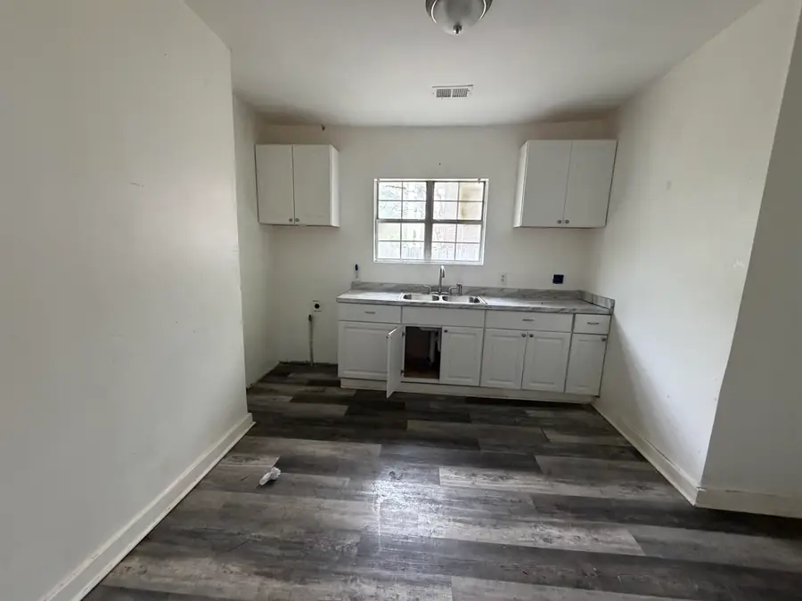 2180 HUNTER AVE, Memphis, TN 38108 - #2
