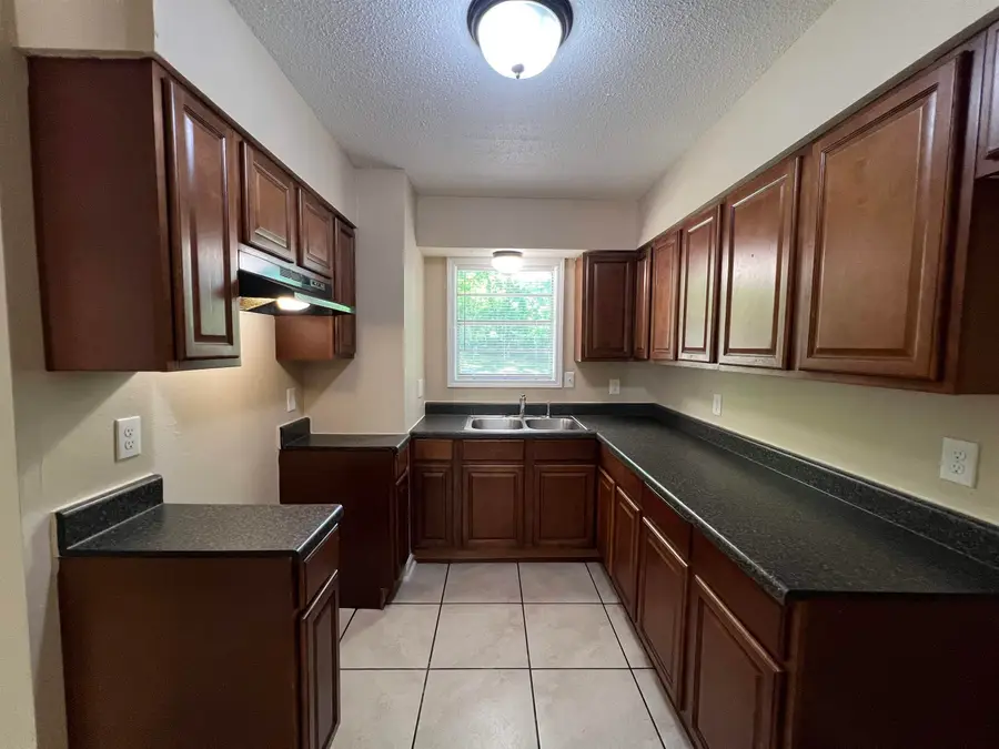 724 BLACKSTONE ST, Memphis, TN 38127 - #3