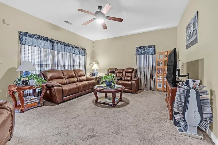 717 HILYARD LN, Memphis, TN 38126 - #2