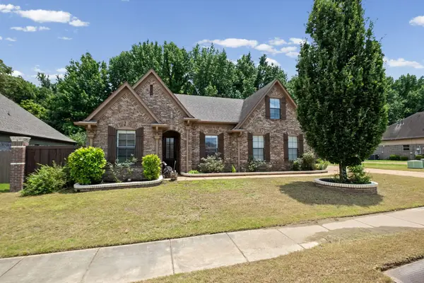 5388 MEADOWBRIAR TRL, Memphis, TN 38125