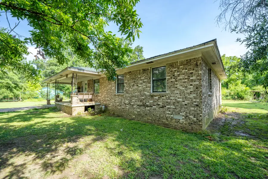 261 MACON ST, Savannah, TN 38372 - #3