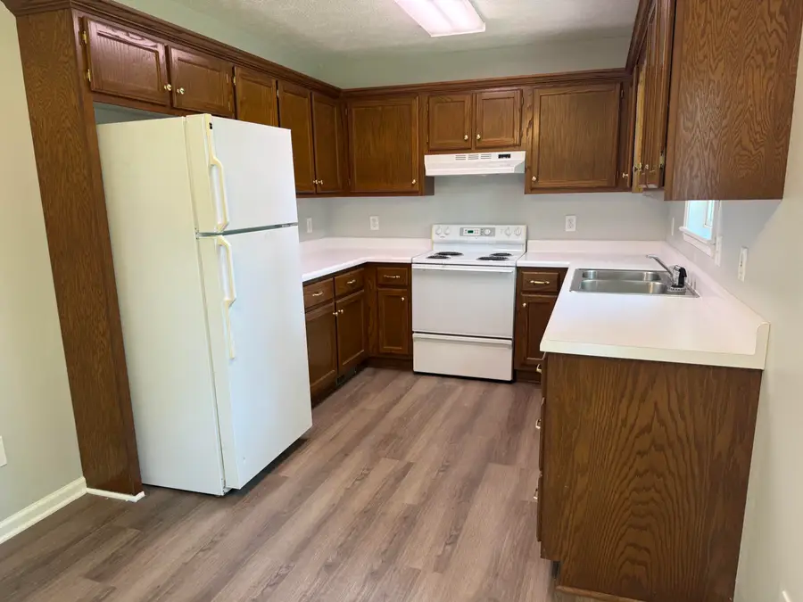 155 WILLOW ST, Savannah, TN 38372 - #2