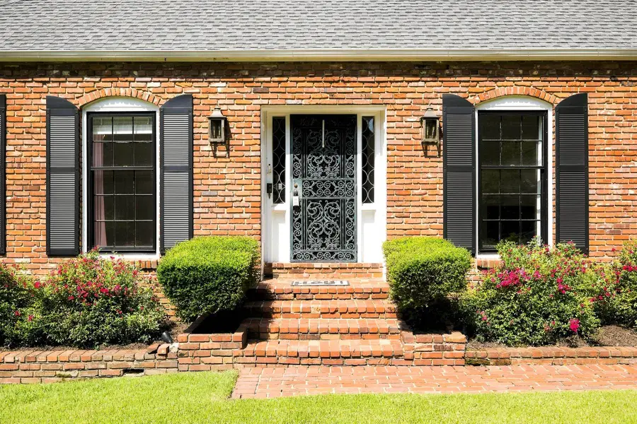 271 WAKEFIELD DR, Memphis, TN 38117 - #3