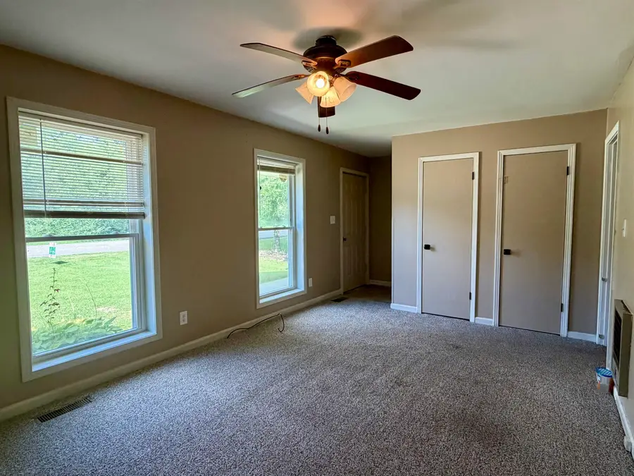 355 PURDY RD, Selmer, TN 38375-1750 - #2