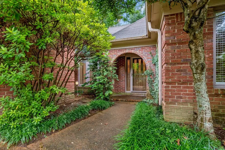 8685 CHRIS SUZANNE CIR, Cordova, TN 38018 - #3
