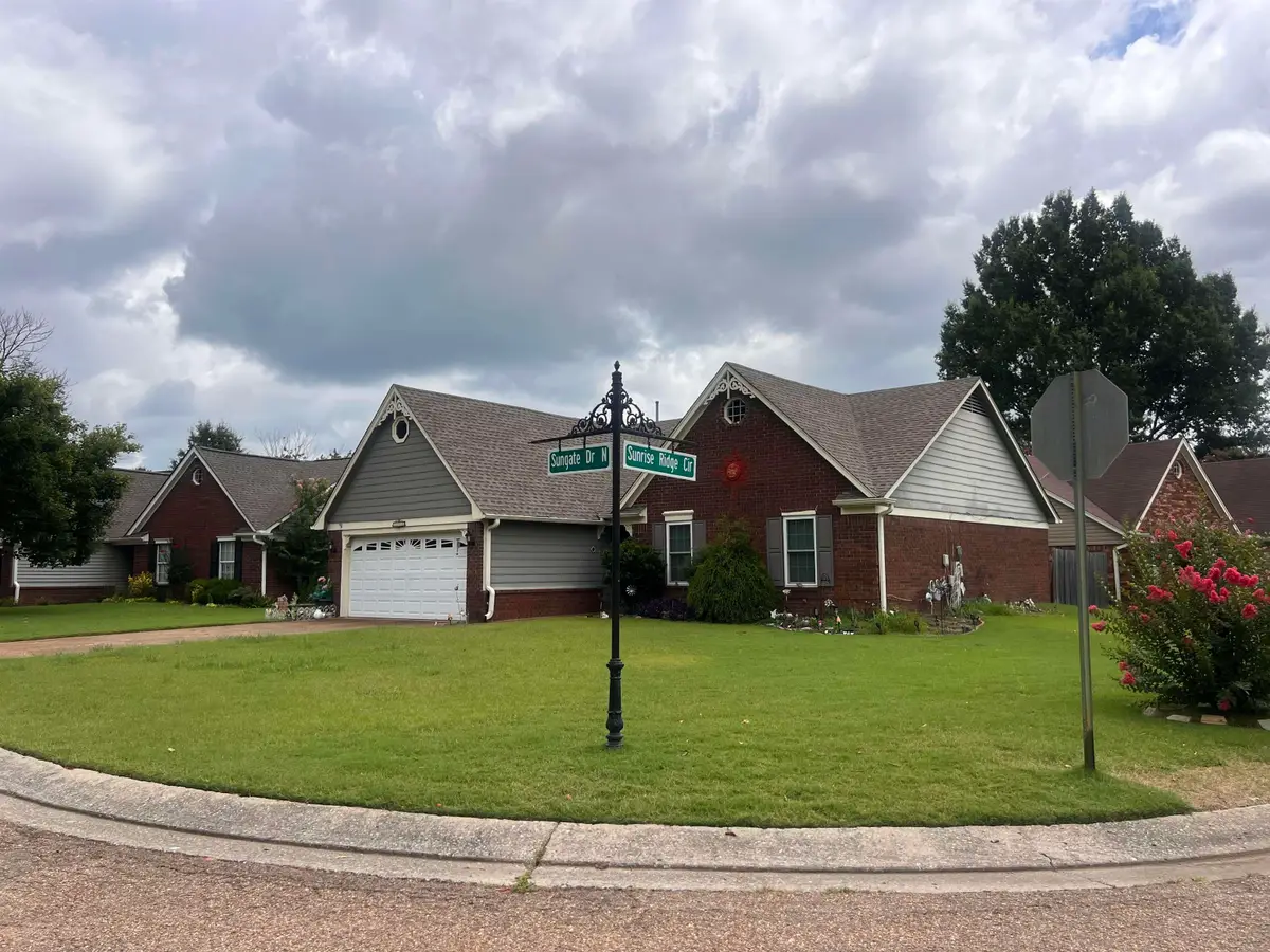 3700 N SUNGATE DR, Bartlett, TN 38135 - #1
