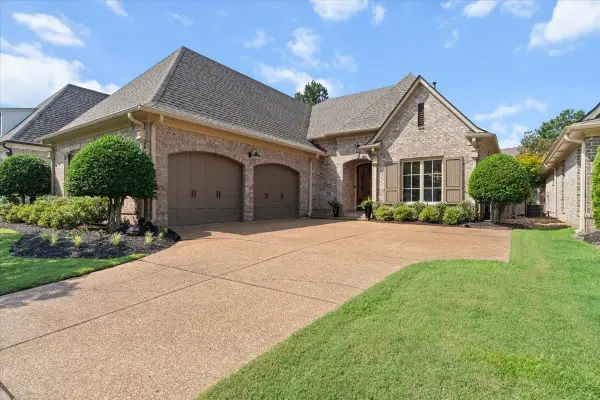 2075 STANDING ROCK AVE, Collierville, TN 38017