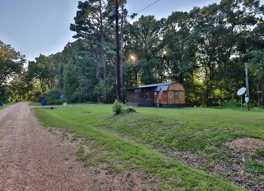 1611 KING RD, Sardis, MS 38666 - #2
