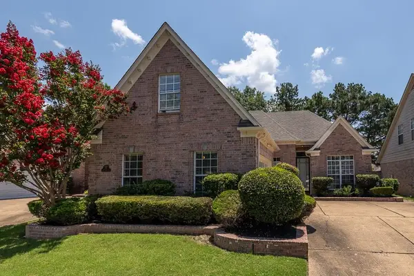 10461 ASHBORO DR, Collierville, TN 38017
