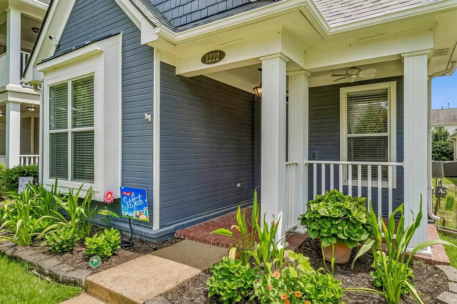 1222 ISLE BAY DR, Memphis, TN 38103 - #2