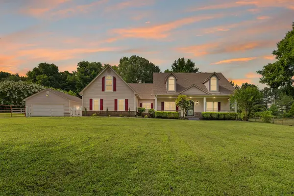 2440 WARREN RD, Oakland, TN 38060