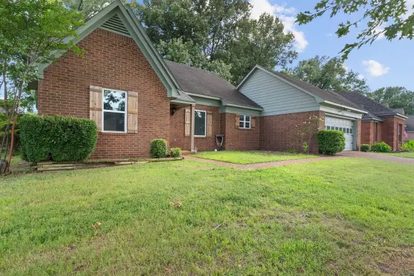 8067 SARA JANE LN, Bartlett, TN 38133