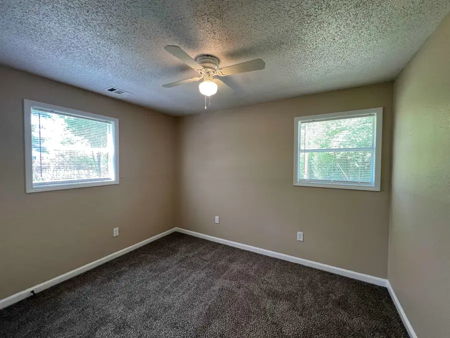 3437 ROCHESTER RD, Memphis, TN 38109 - #3