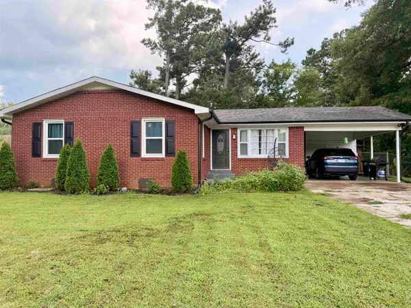 16 OAK GROVE RD, Jackson, TN 38301