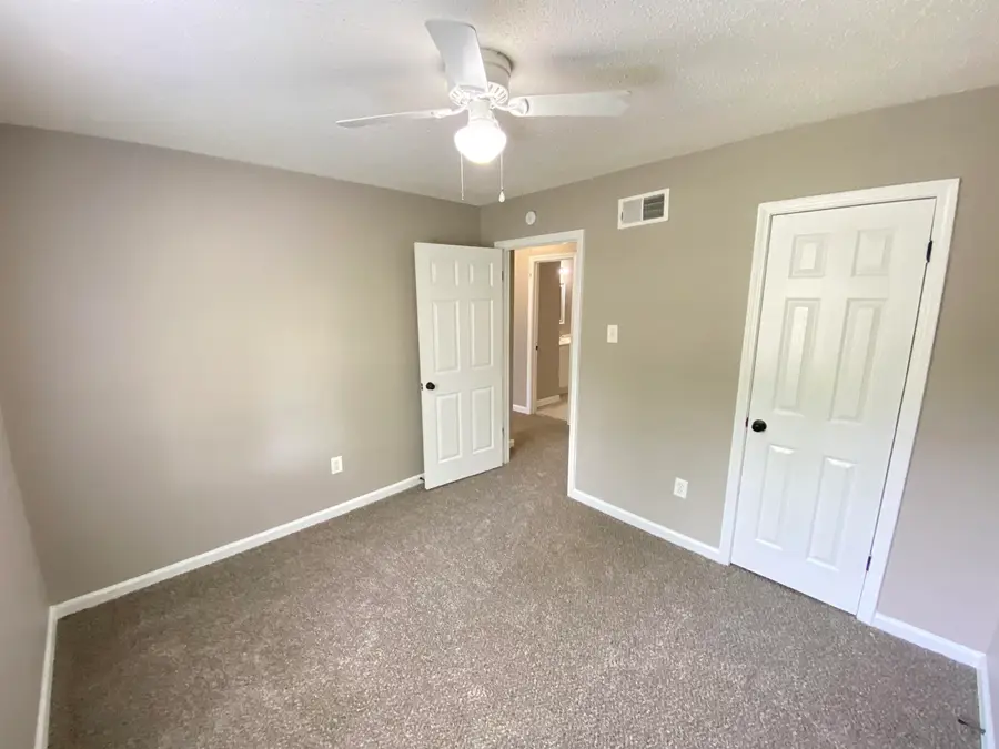 5162 BROKEN OAK DR, Memphis, TN 38127 - #3