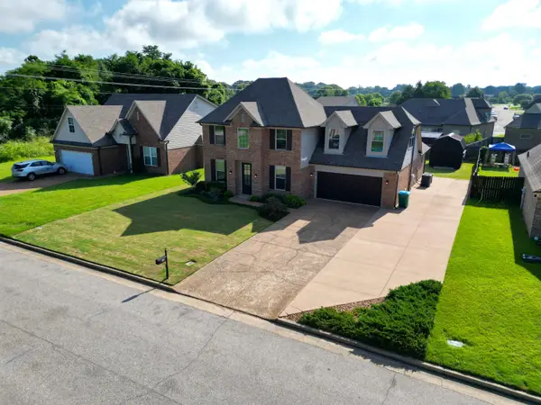 40 GREEN HILLS DR, Oakland, TN 38060