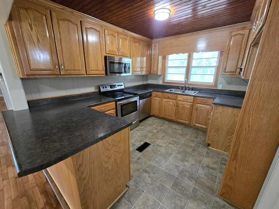 745 STAG LN, Savannah, TN 38372 - #2