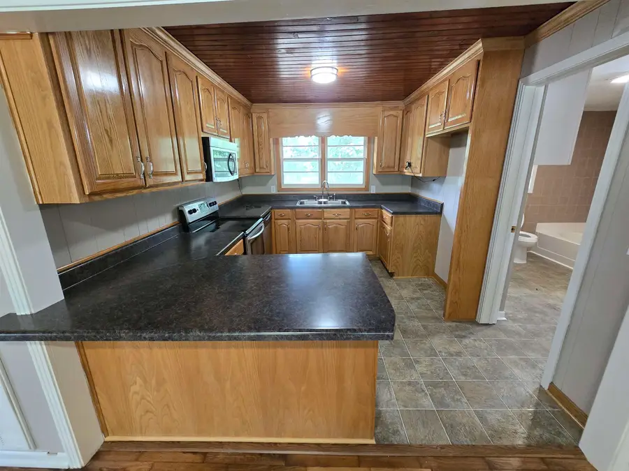 745 STAG LN, Savannah, TN 38372 - #3
