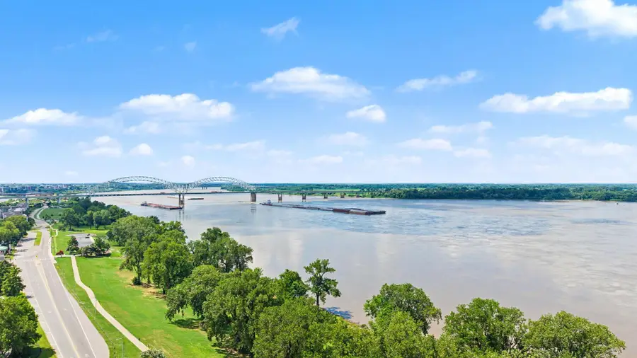 420 S FRONT ST #301, Memphis, TN 38103 - #3