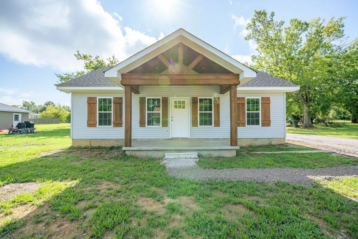 270 HARLEM ST, Savannah, TN 38372 - #1