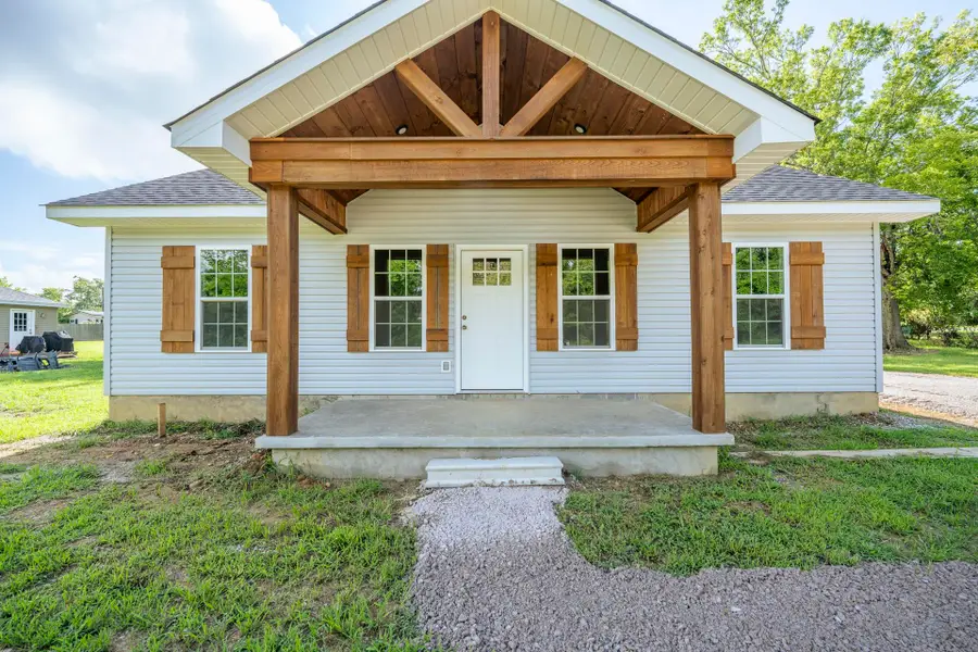 270 HARLEM ST, Savannah, TN 38372 - #2