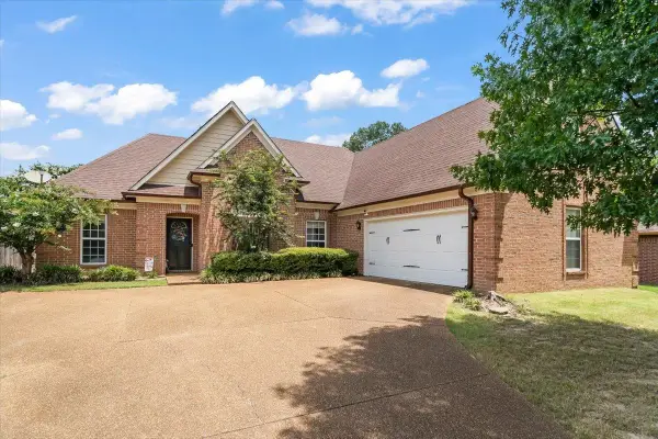 5272 SUMMER WIND LN, Arlington, TN 38002