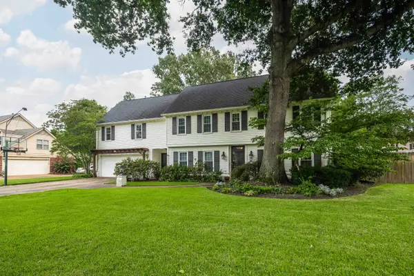 2260 ELDERSLIE DR, Germantown, TN 38139