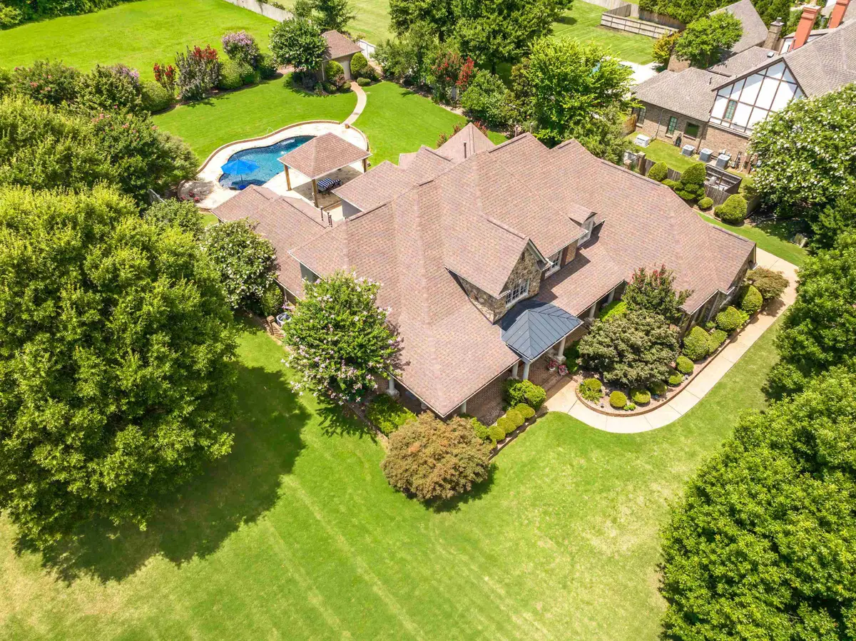3205 BEDFORD LN, Germantown, TN 38139 - #1