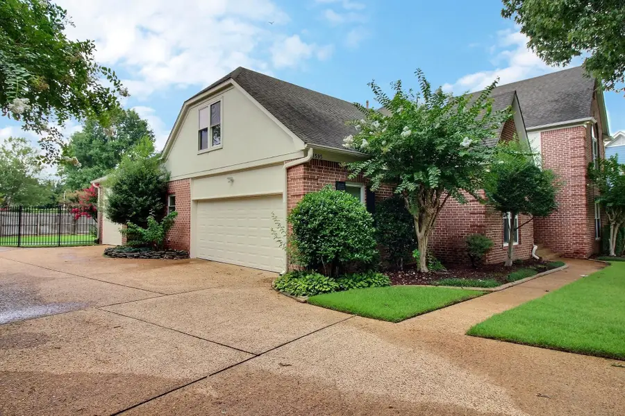 1595 COLEHERNE CV, Collierville, TN 38017 - #2