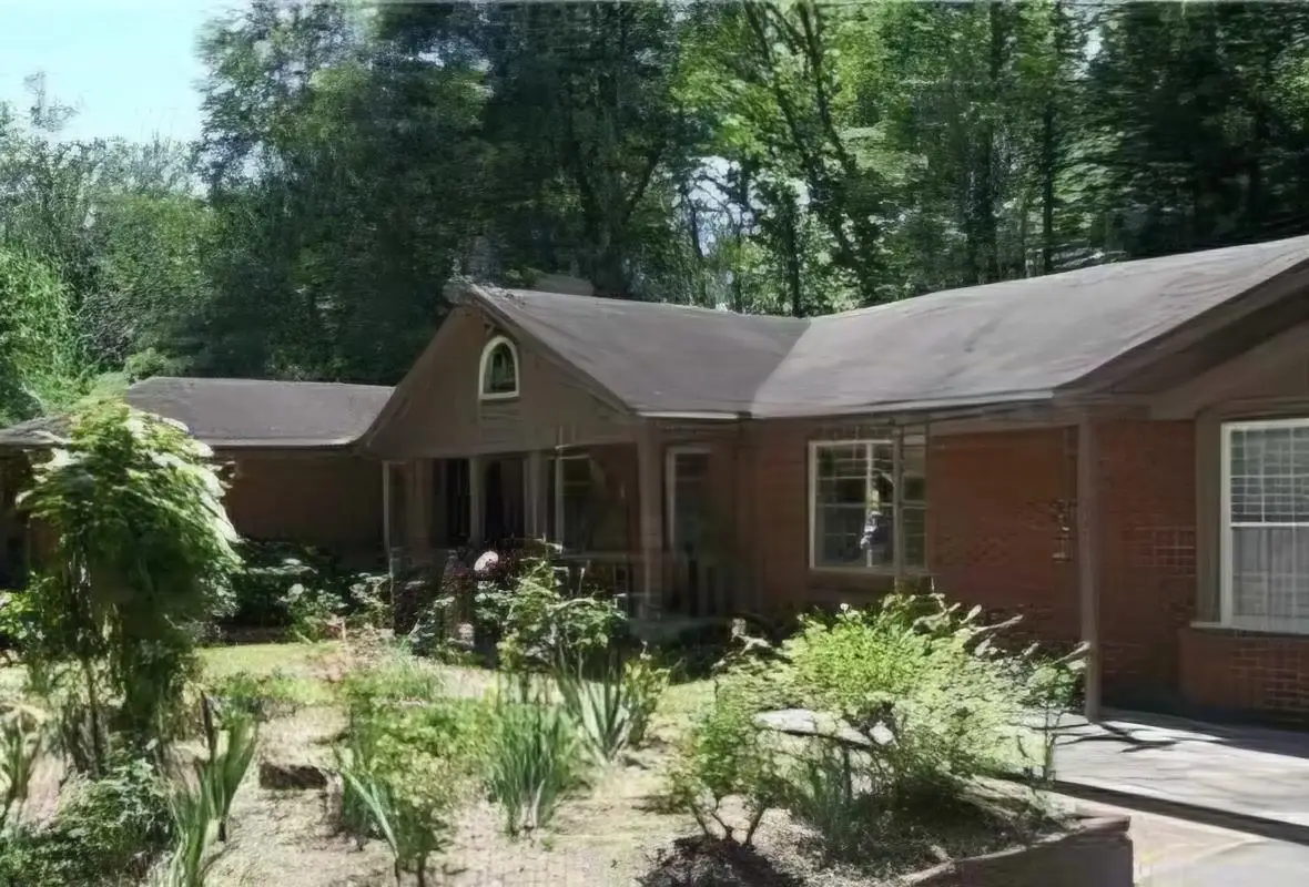 3877 LAKEWOOD DR, Memphis, TN 38128 - #1