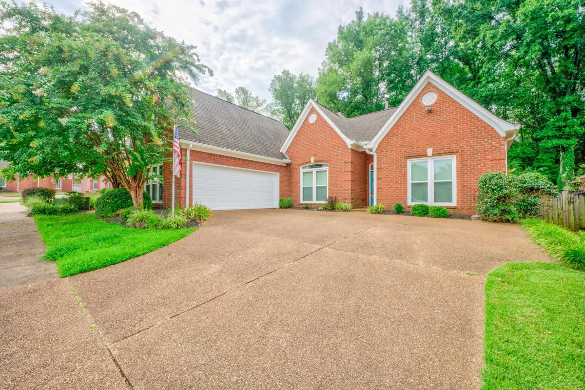 7501 S LINKS VIEW LN, Cordova, TN 38018 - #1