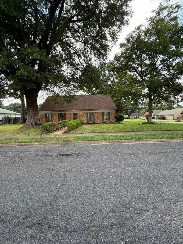 5020 GARDENWOOD DR, Memphis, TN 38116
