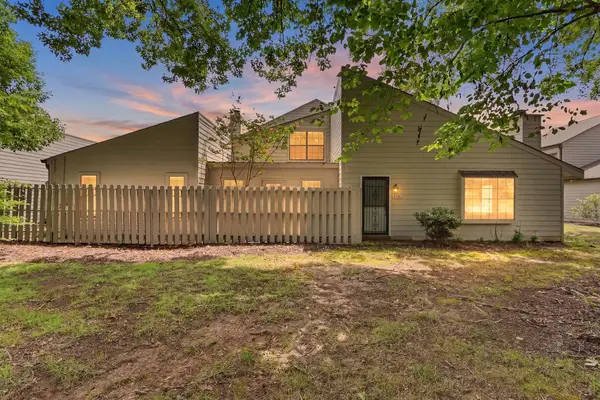 8117 MISTYWOOD LN #9, Germantown, TN 38138