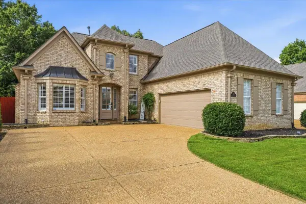 1495 LOUGHRIDGE LN, Collierville, TN 38017