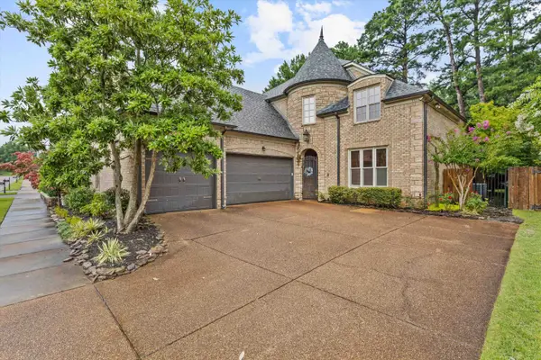 1555 LAWTON TRL, Germantown, TN 38138