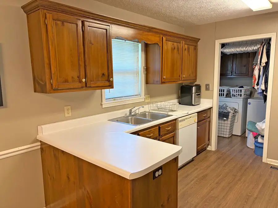 1125 CLIFTON RD, Savannah, TN 38372 - #2