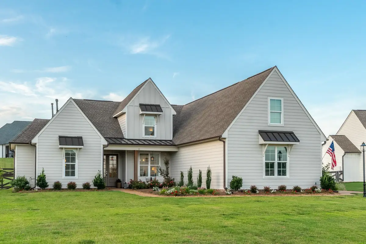35 FARMHOUSE CV, Piperton, TN 38017 - #1
