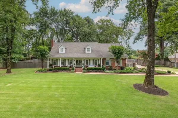 10250 BARN HILL DR, Collierville, TN 38017