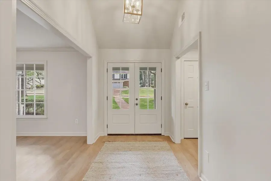 8440 DRURY LN, Germantown, TN 38139 - #3