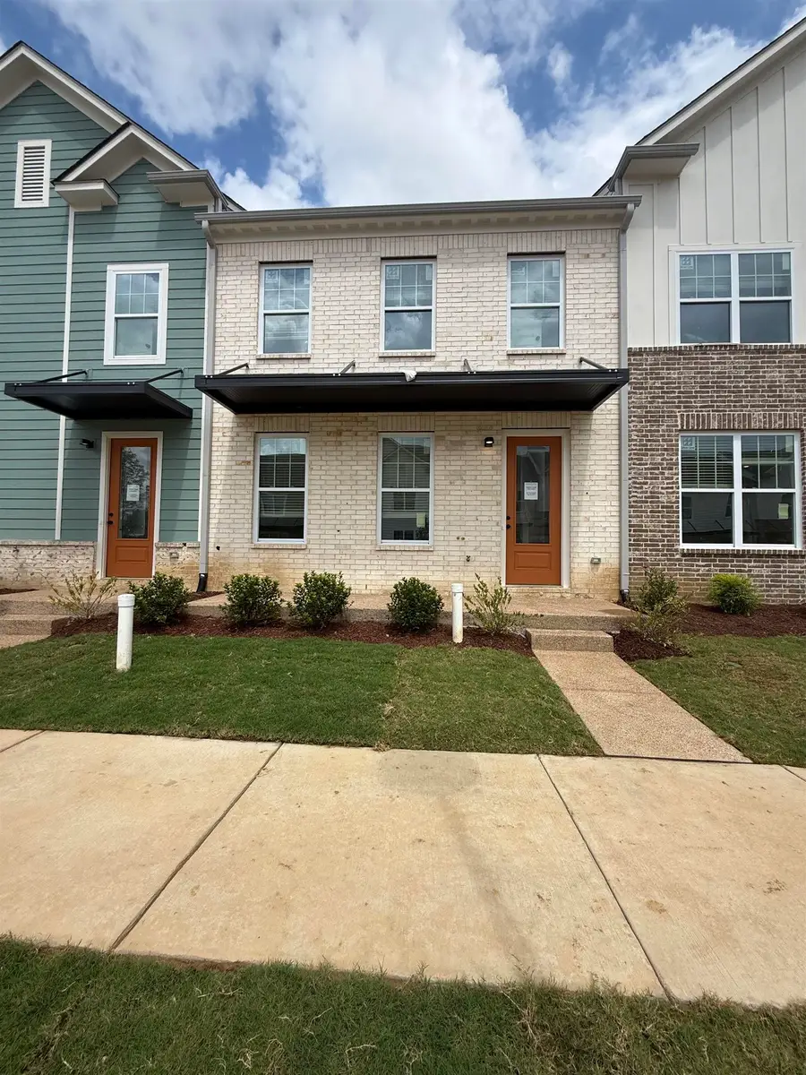3047 PORTAGE DR, Bartlett, TN 38135 - #2