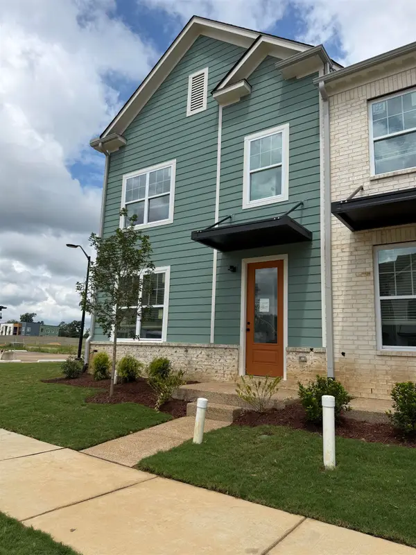 3045 PORTAGE DR, Bartlett, TN 38135