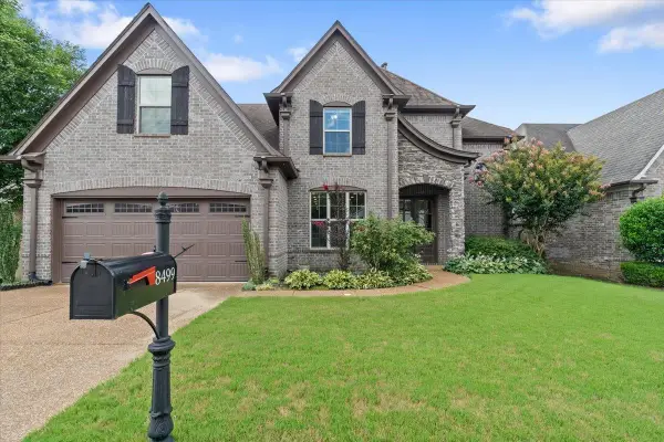 8499 WOODLAND GREEN CT, Memphis, TN 38016